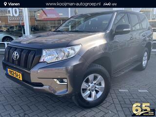 toyota-land-cruiser-2.8-d-4d-challenger-van-grijs-kenteken-3000kg-trekgewicht-met-o.a.-leder,-trekha