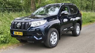 toyota-land-cruiser-2.8-d-4d-f-comfort-high-roof-blind-van