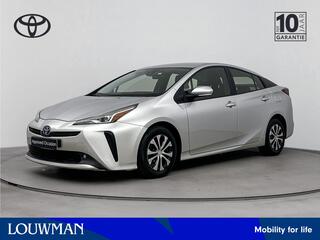 toyota-prius-1.8-dynamic-limited