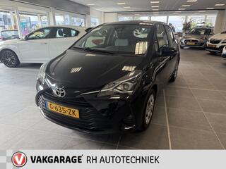 toyota-yaris