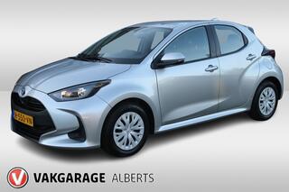 toyota-yaris-1.5-hybrid-active---navi---climate--