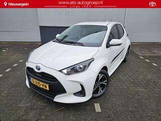 toyota-yaris-1.5-hybrid-active--navigatie--lm-velgen--nieuwstaat
