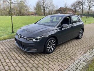 volkswagen-golf-1.4-ehybrid-style--massage-stoelen--led--adaptive-cruise-control--stuur-verwarmi