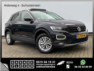 volkswagen-t-roc-1.5-tsi-style-automaat-pano.dak-adap.cruise-trekhaak-digitaal-vol-opties!