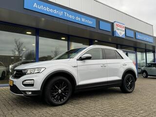 volkswagen-t-roc-1.5-tsi-style-r-line,-camera,-clima,-cruise,-apple-carplay