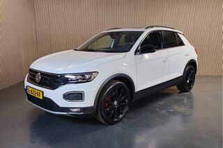 volkswagen-t-roc-1.5-tsi-sport-business-r---panoramadak---stoelverwarming