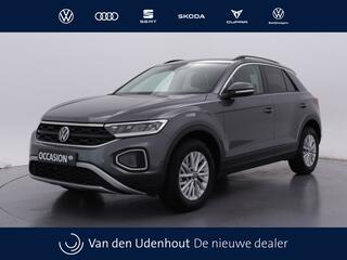 volkswagen-t-roc-1.0-tsi-life--navi--camera--privacy-glass
