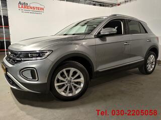 volkswagen-t-roc-1.5-tsi-150pk-style-evo-act-dsg7-110kw-digi.dash.--carplay---camera---acc---elektr.