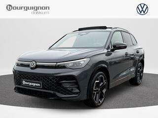 volkswagen-tiguan-1.5-tsi-150-pk-r-line--pano-dak--ergo--trekhaak--hud--mild-hybrid--vol!-