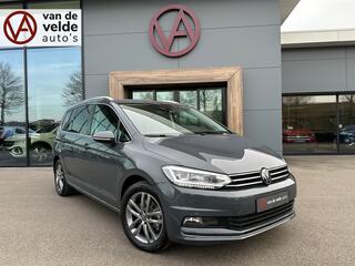 volkswagen-touran-1.5-tsi-150pk-dsg-highline-7-persoons--dode-hoek--virtual-cockpit--navi--rijkl