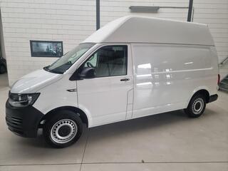 volkswagen-transporter-2.0-tdi-l2h2-trendline-airco--audio--cv-op-afstand--weinig-kilometers-!!!