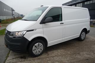 volkswagen-transporter-90-pk-2.0-tdi-l1h1-26-economy-business-deurtjes,-bank,-carplay,-cruise