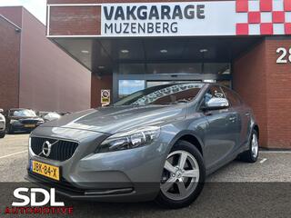 volvo-v40-1.5-t2-momentum----cruise-control----clima----navi----parkeersensoren----trekhaak---