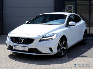 volvo-v40