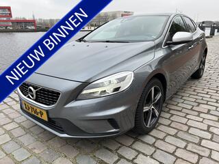 volvo-v40