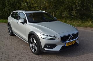 volvo-v60-cross-country-2.0-t5-awd-pro-polestar-engineered-nw-staat